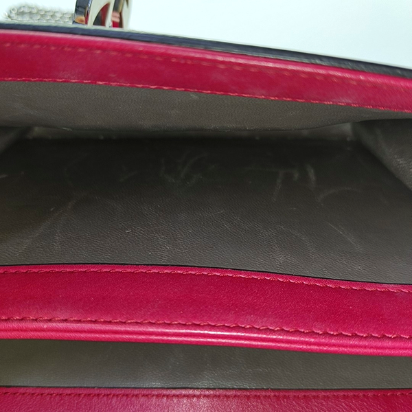 Authenticated pre-owned  Interlocking G Small Calfskin Pink - Shoulder Bag at Looply