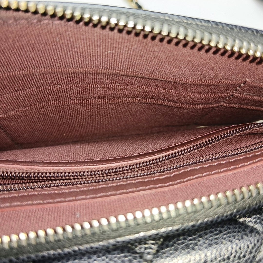 Authenticated pre-owned  Classic Flap Quilted Grained Calfskin Black - Shoulder Bag at Looply