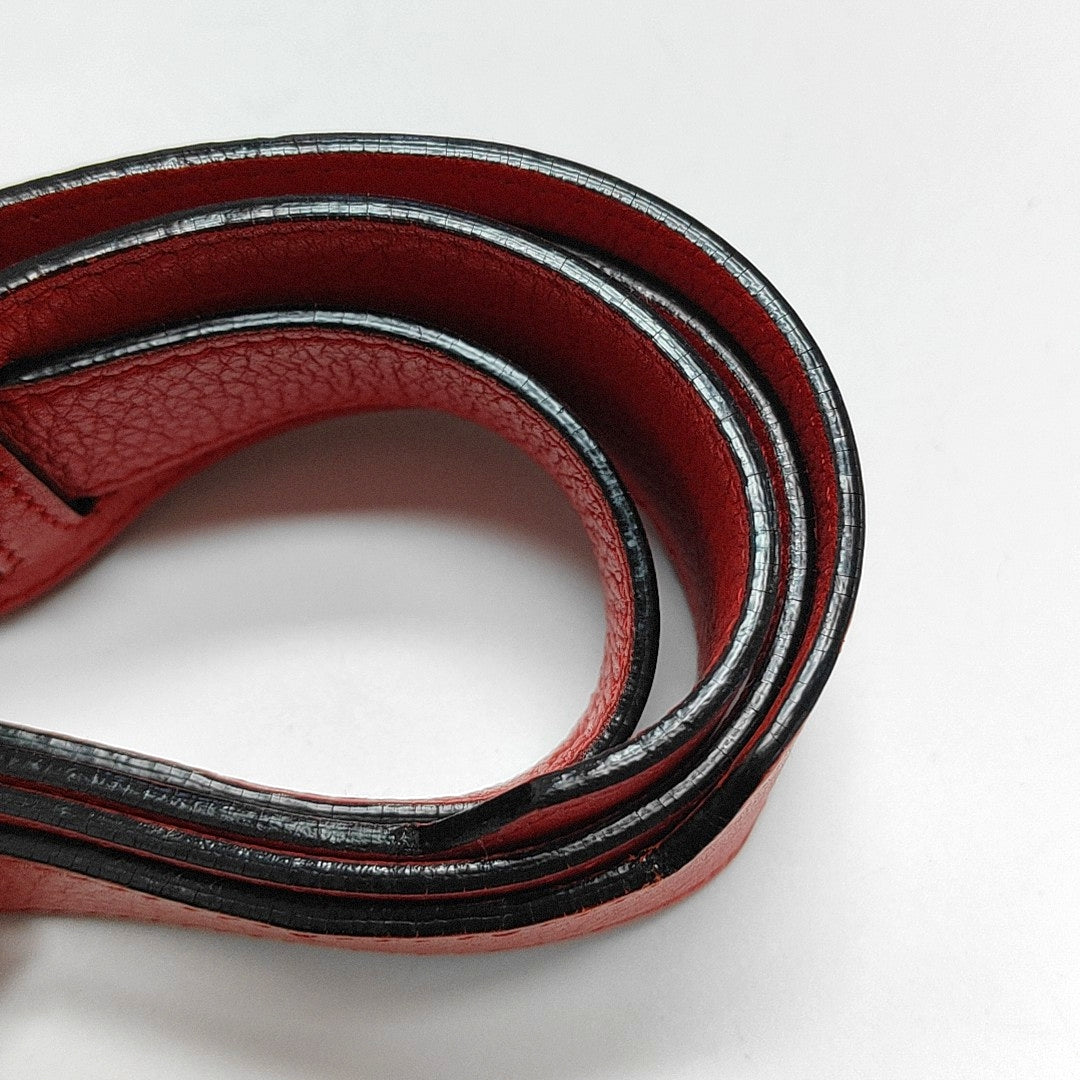 Authenticated pre-owned  Puzzle Small Calfskin Red - Shoulder Bag at Looply
