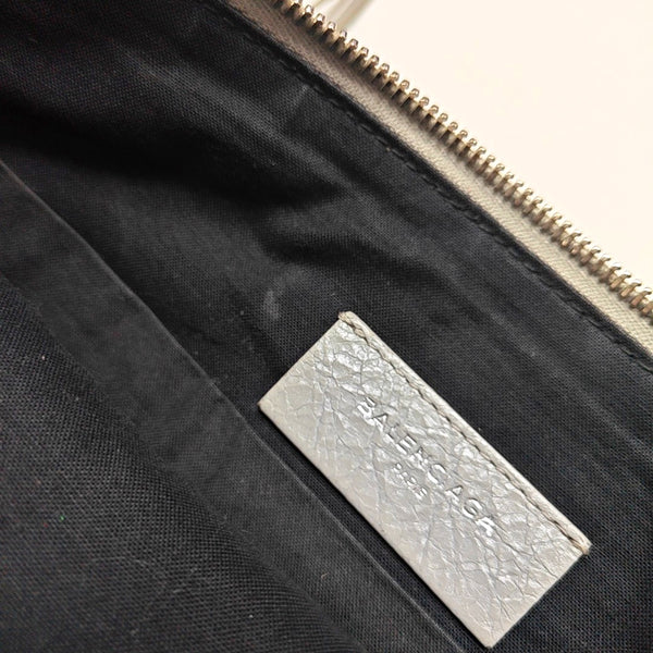 Authenticated pre-owned  Classic Metallic Edge City Lambskin Gray - Clutch at Looply