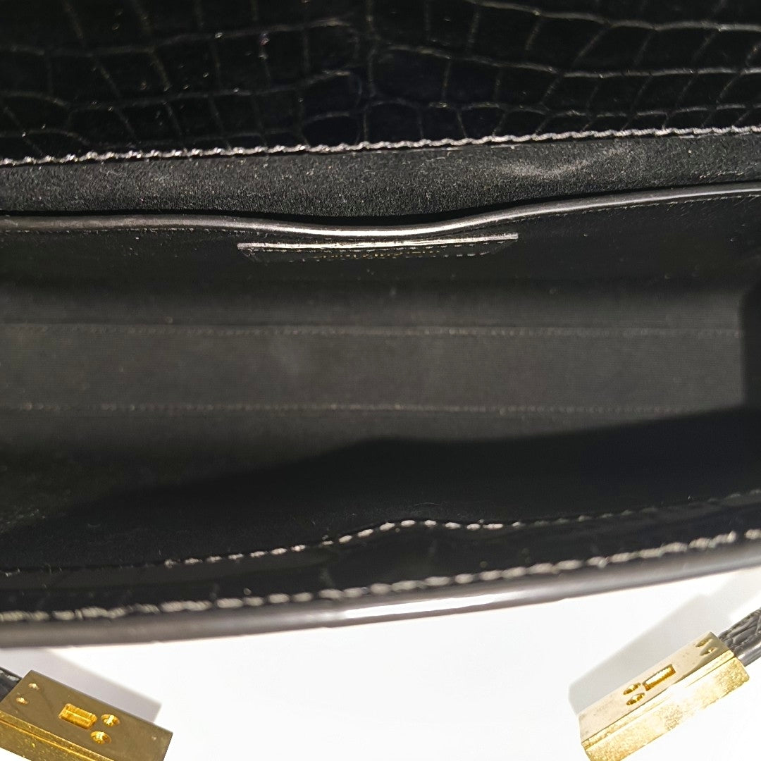 MANHATTAN Small Calfskin Black