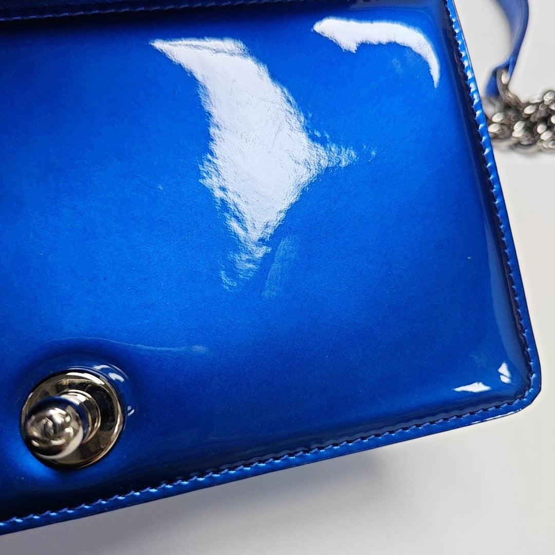 Authenticated pre-owned  Boy Chanel Small Quilted Patent Leather Blue - Shoulder Bag at Looply