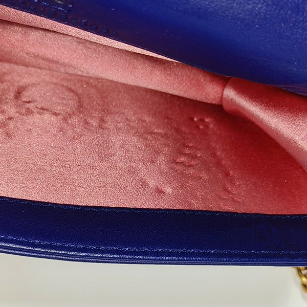 Authenticated pre-owned  GG Marmont Velvet Blue - Shoulder Bag at Looply