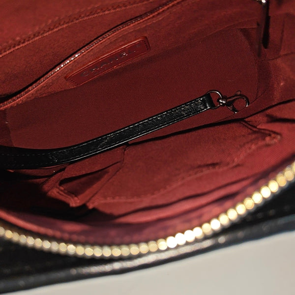 Authenticated pre-owned  Gabrielle Small Quilted Wool Black - Crossbody Bag at Looply
