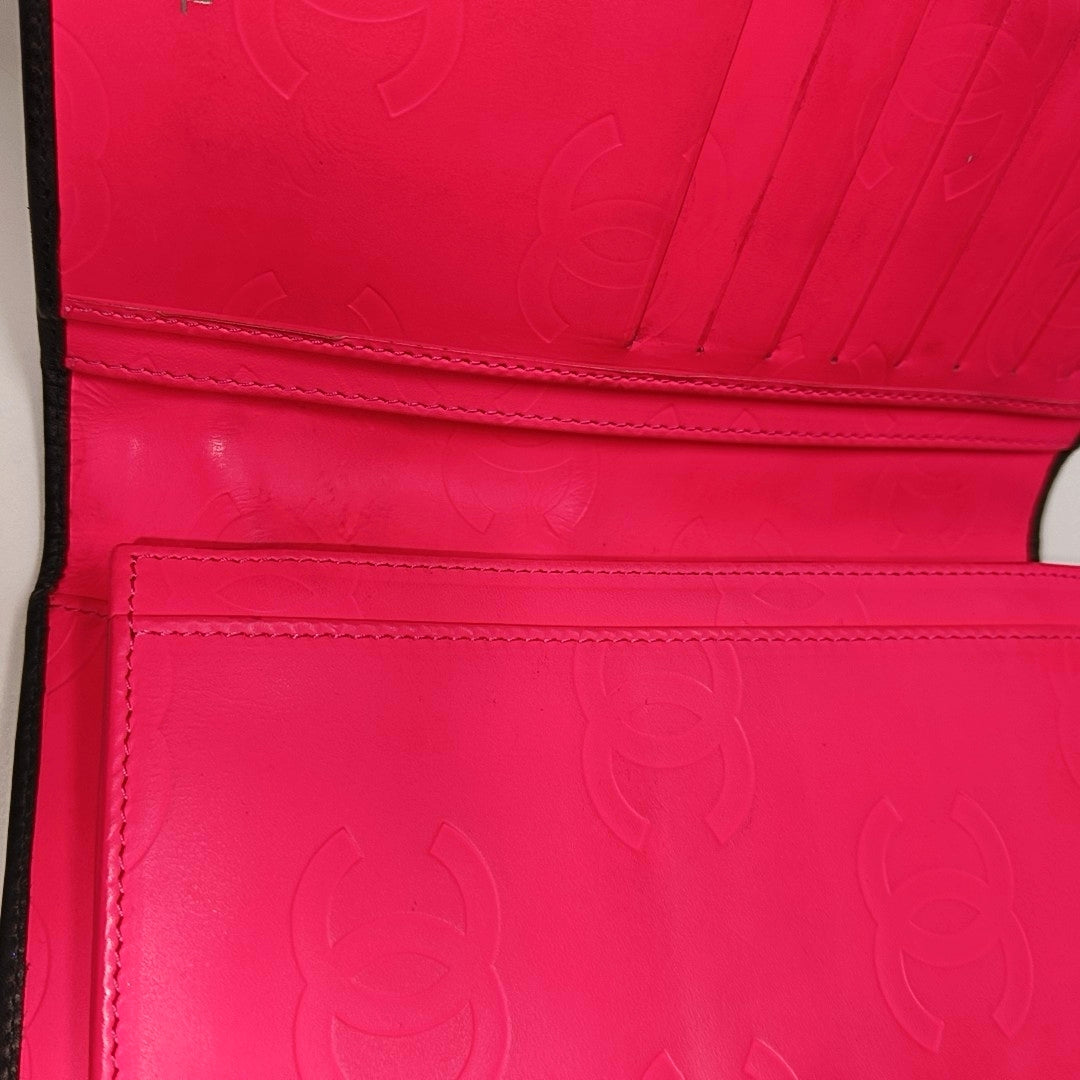 Authenticated pre-owned  Cambon Quilted Calfskin Black Wallet - Wallet at Looply