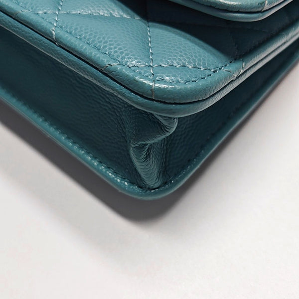 Authenticated pre-owned  Classic Flap Grained Calfskin Blue - Shoulder Bag at Looply