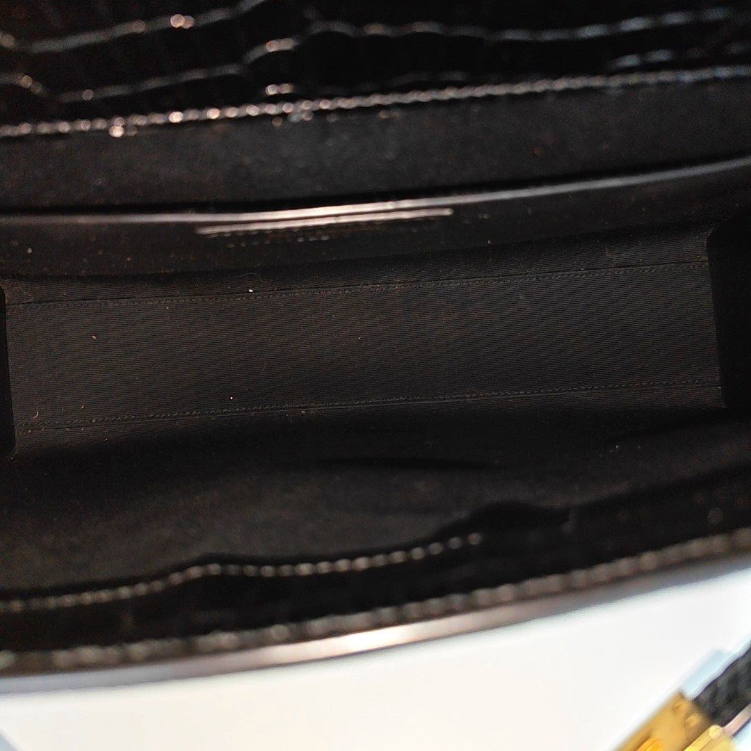 MANHATTAN Calfskin Black