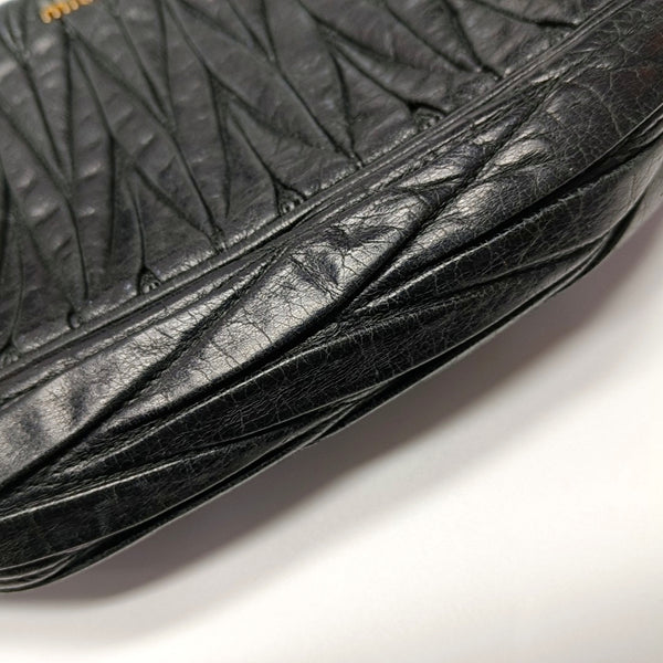 Authenticated pre-owned  Matelassé Lambskin Black - Shoulder Bag at Looply
