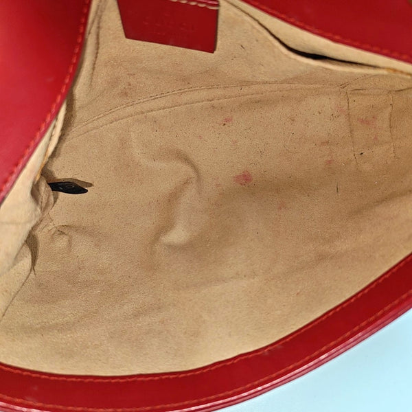 Authenticated pre-owned  GG Marmont Small Calfskin Red - Shoulder Bag at Looply