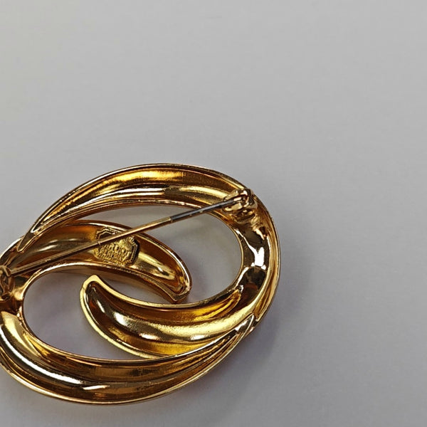 Authenticated pre-owned  Twist Round Gold-tone Metal Brooch - Brooch at Looply