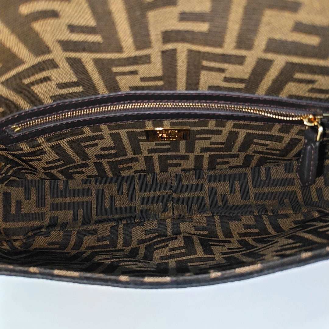 Baguette Medium Canvas Brown