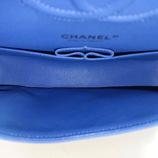 Authenticated pre-owned  Classic Flap Medium Chevron Grained Calfskin Blue - Shoulder Bag at Looply