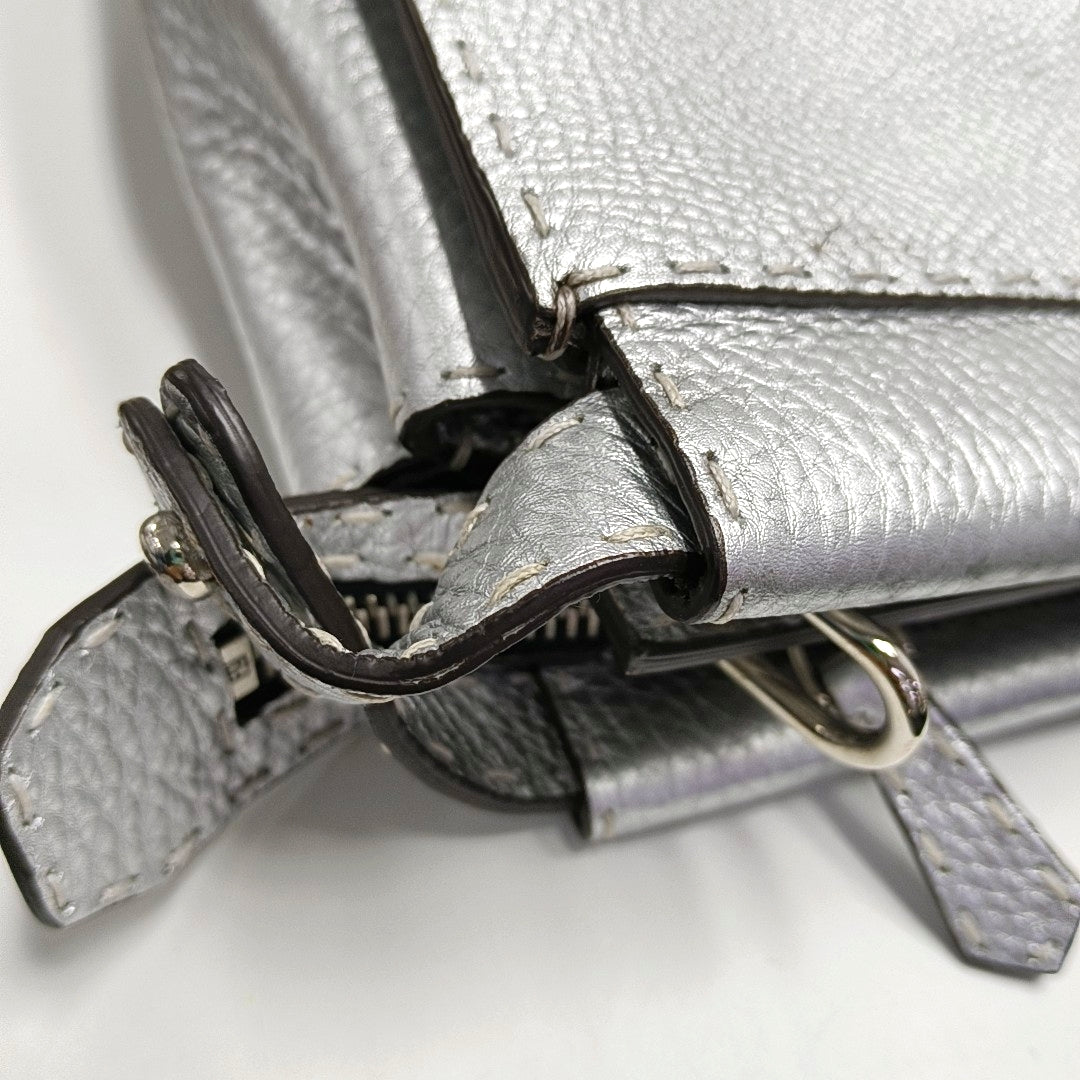 Authenticated pre-owned  Peekaboo Calfskin Silver - Shoulder Bag at Looply