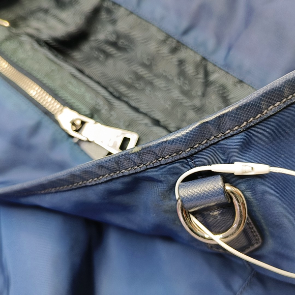 Authenticated pre-owned  Nylon Crossbody Bag Nylon Blue - Handbags at Looply