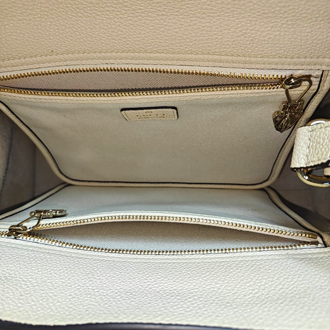 Authenticated pre-owned  Jackie 1961 Calfskin White - Shoulder Bag at Looply