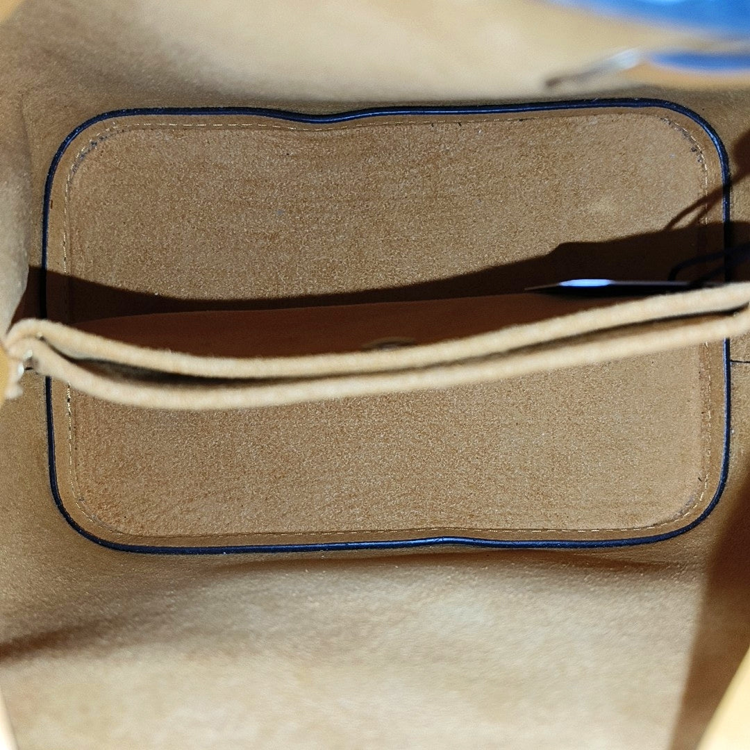 Authenticated pre-owned  Néonoé BB Epi Blue - Shoulder Bag at Looply