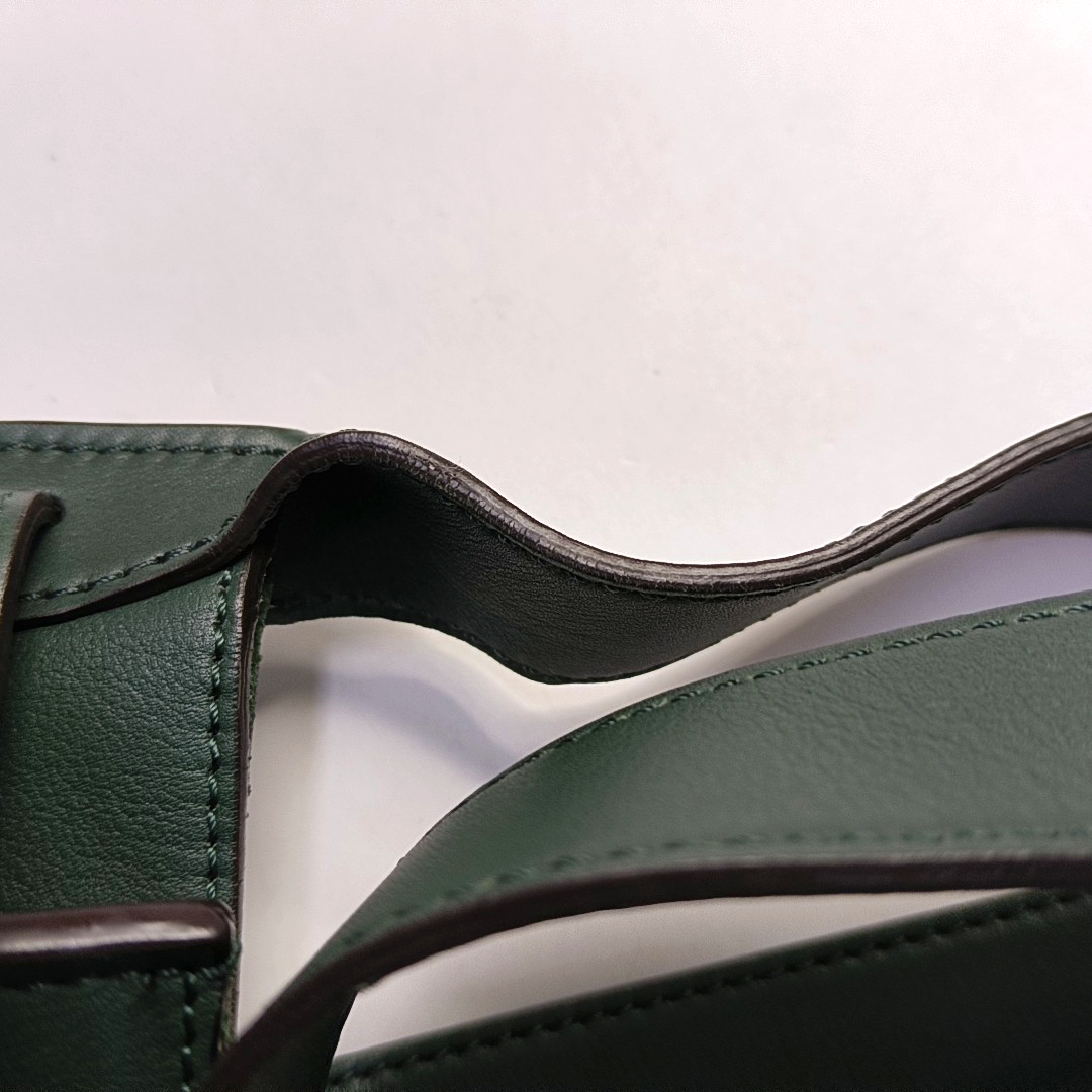 Authenticated pre-owned  Big Bag Calfskin Green - Shoulder Bag at Looply