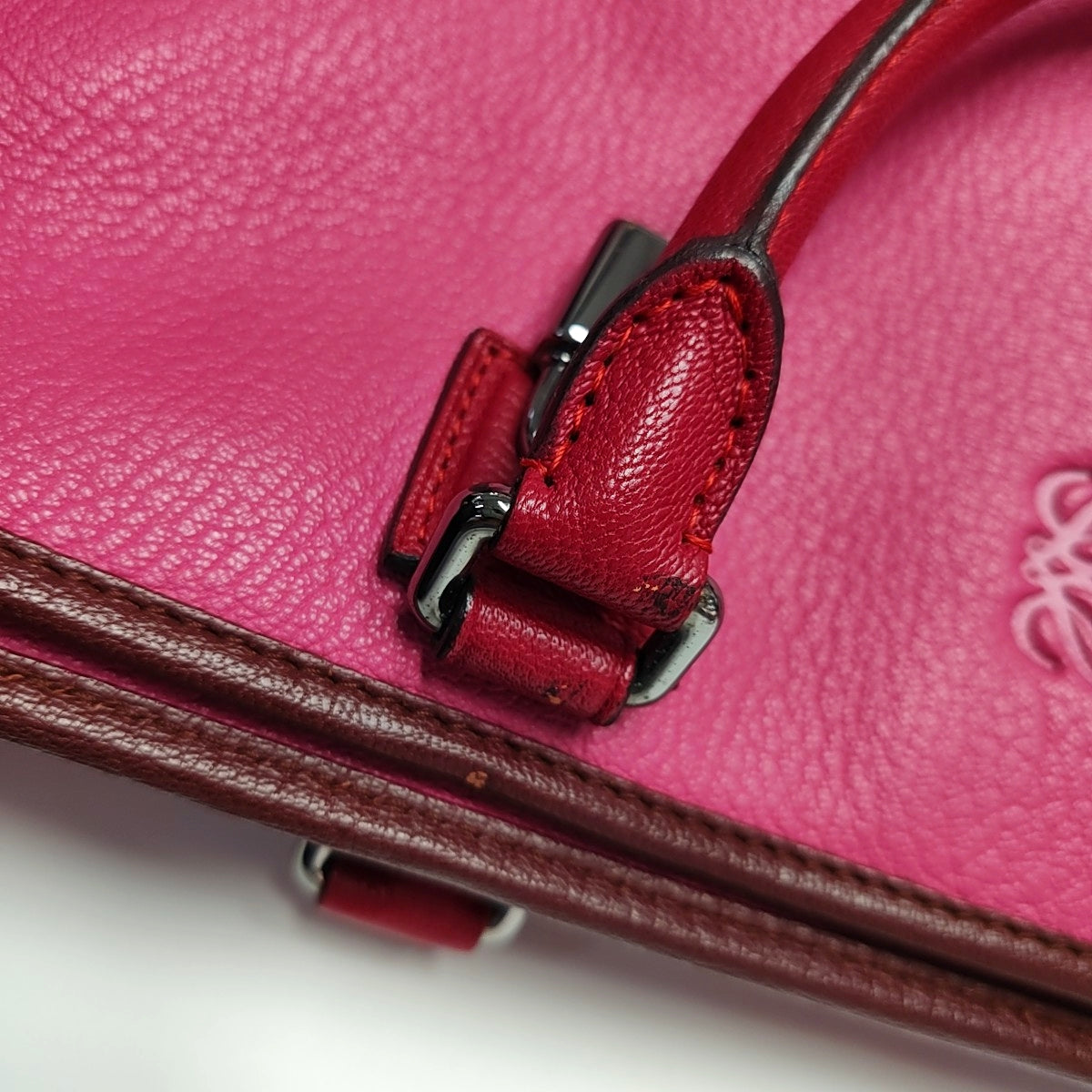 Authenticated pre-owned  Amazona Calfskin Pink - Top Handle Bag at Looply