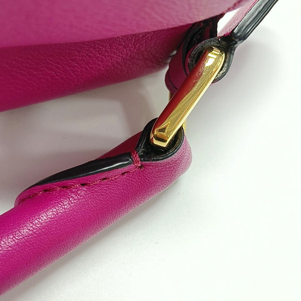 Authenticated pre-owned  Puzzle Small Calfskin Pink - Shoulder Bag at Looply