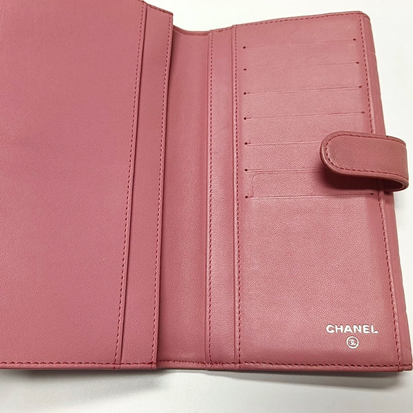 Quilted Lambskin Wallet Pink
