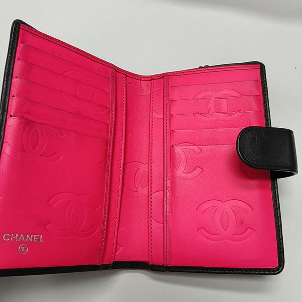 Authenticated pre-owned  Cambon Quilted Calfskin Black Wallet - Wallet at Looply