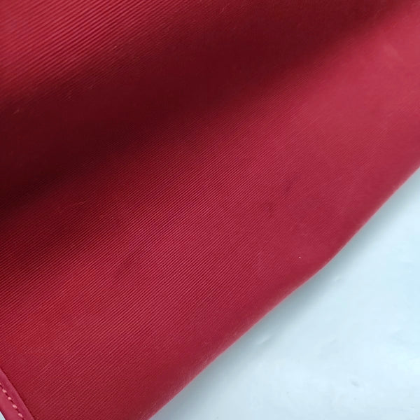 Authenticated pre-owned  Herbag 31 Canvas Red - Handbags at Looply