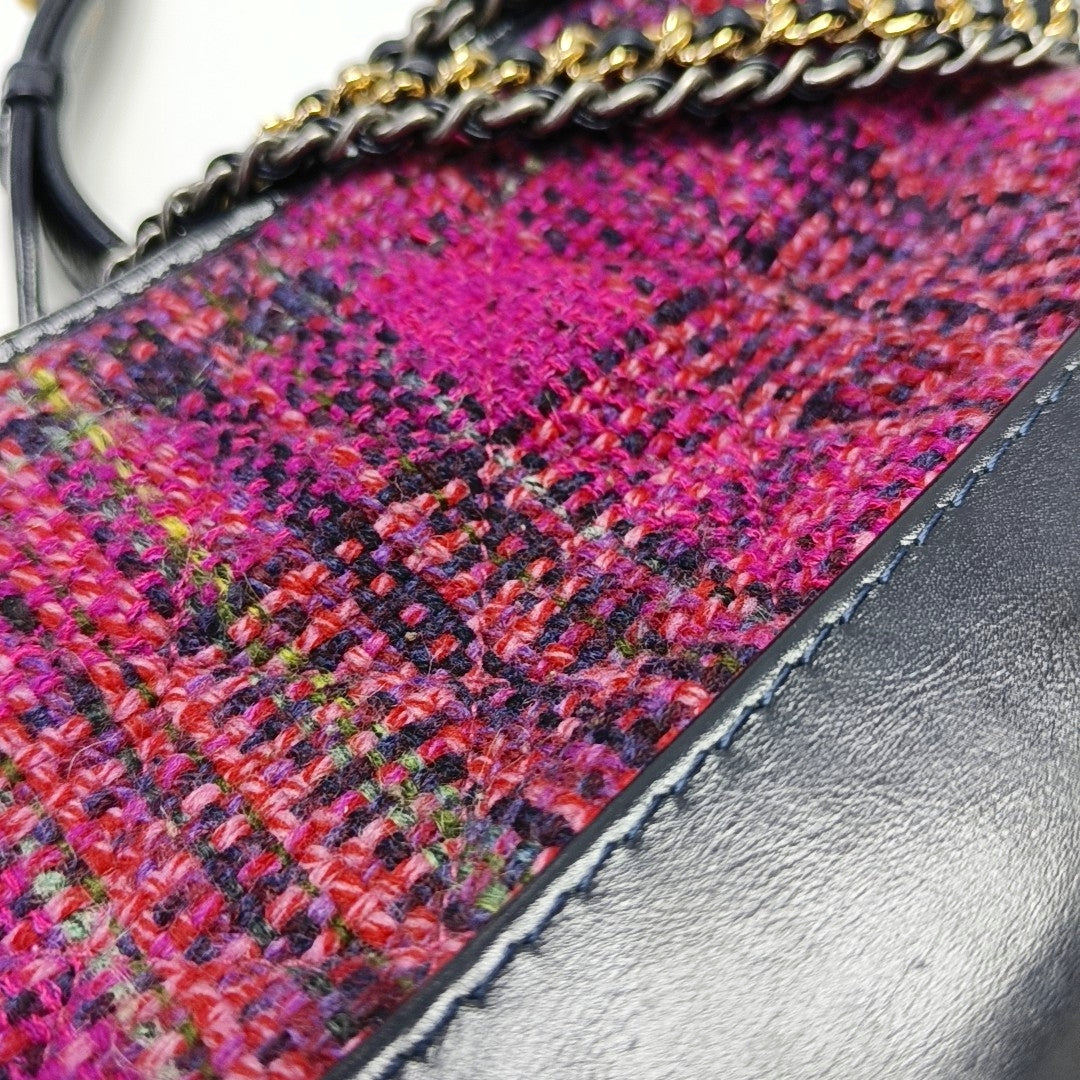 Authenticated pre-owned  Gabrielle Small Wool Multicolor - Shoulder Bag at Looply