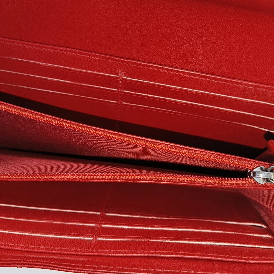 Authenticated pre-owned  Boy Chanel WOC Quilted Lambskin Red Wallet - Wallet at Looply