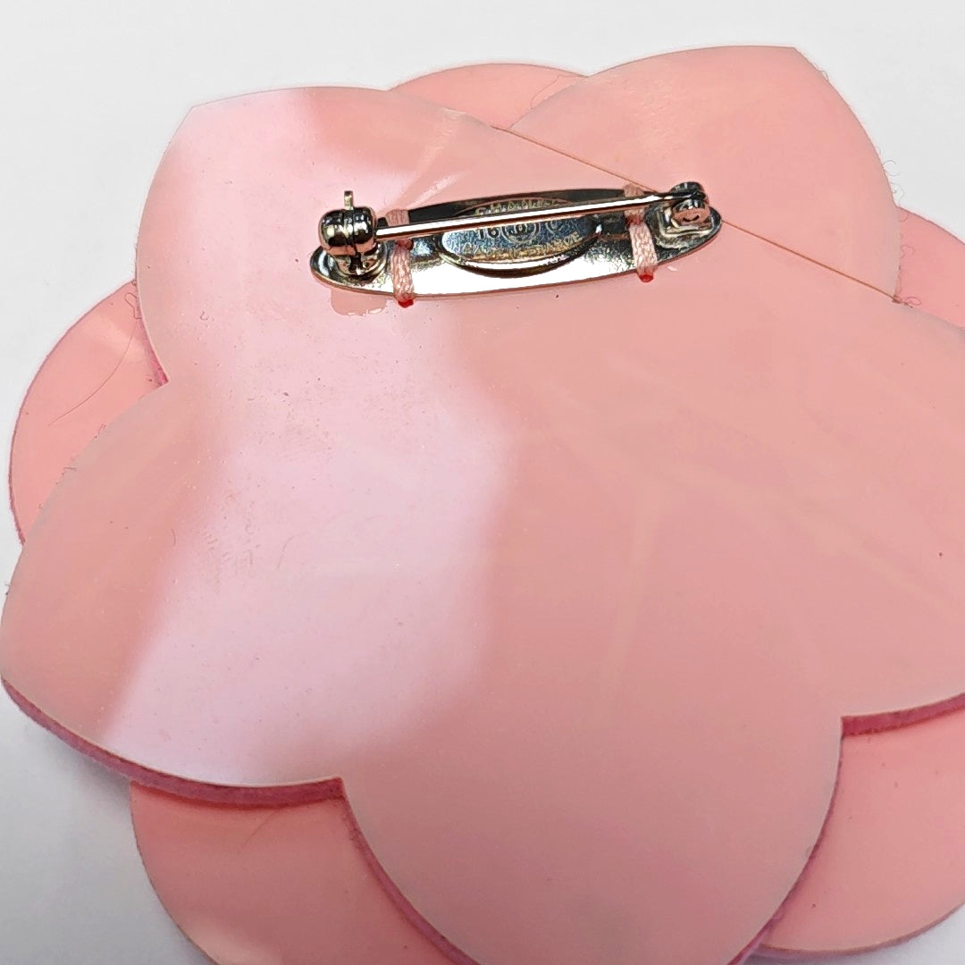 Authenticated pre-owned  Modern CC Decorative Brooch Synthetic Material Pink Brooch - Brooch at Looply