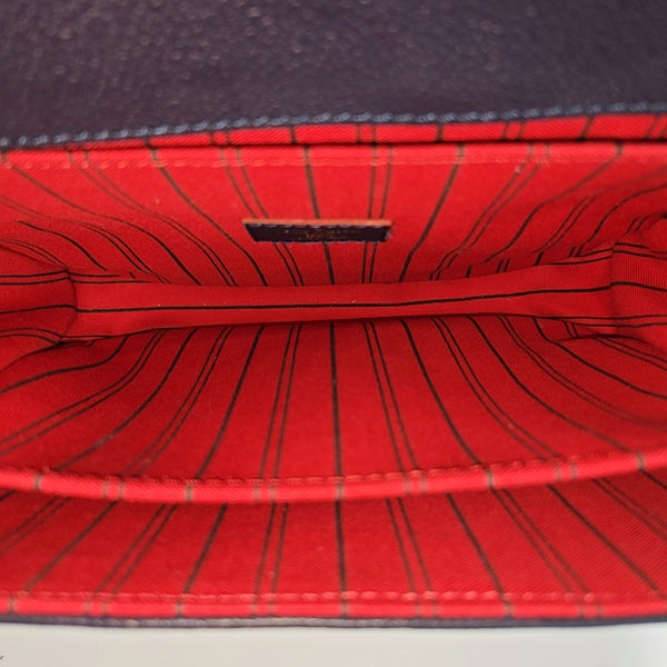 Authenticated pre-owned  Métis MM Calfskin Blue - Shoulder Bag at Looply