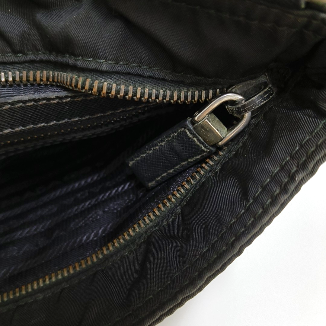 Authenticated pre-owned  Nylon Crossbody Bag Nylon Black - Crossbody Bag at Looply
