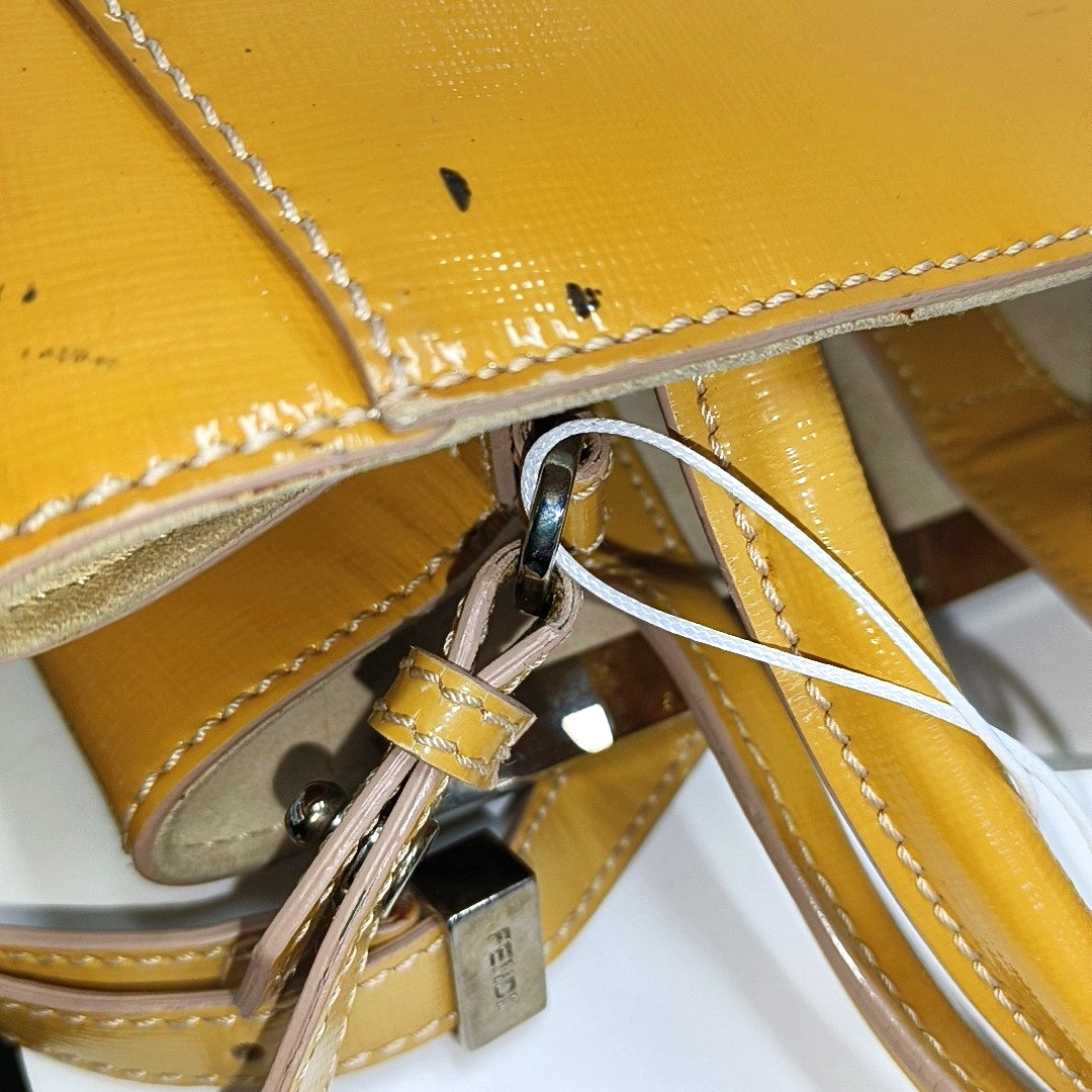 Authenticated pre-owned  2 Jours Small Calfskin Yellow - Shoulder Bag at Looply