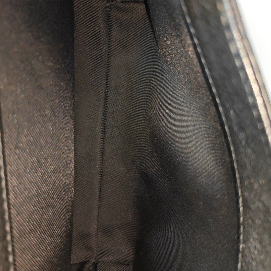 Authenticated pre-owned  Lockme BB Calfskin Black - Shoulder Bag at Looply