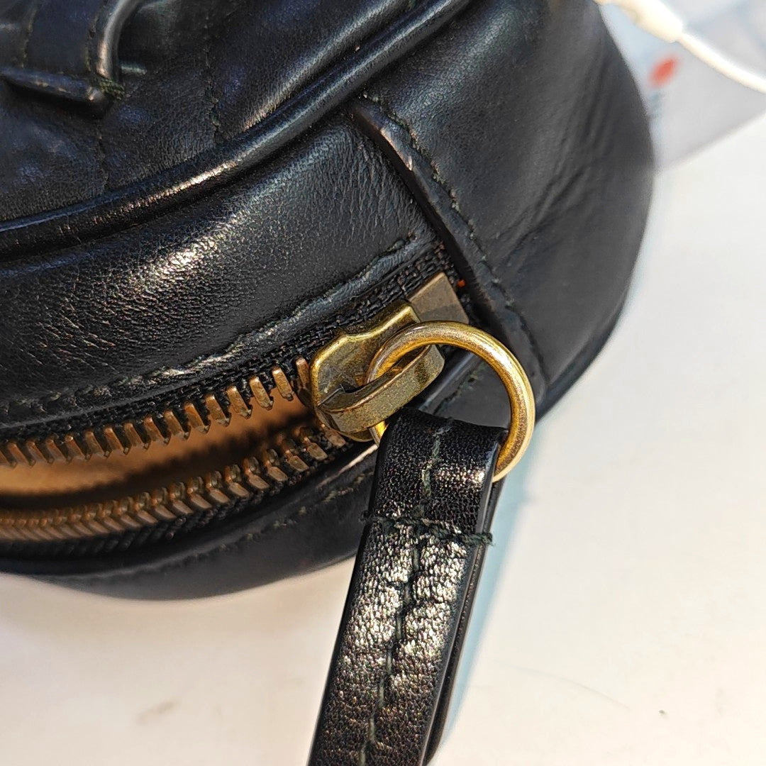 Authenticated pre-owned  GG Marmont Calfskin Black - Belt Bag at Looply