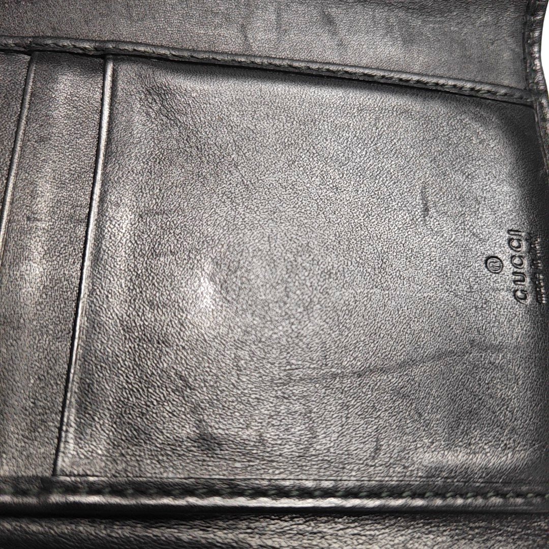 Authenticated pre-owned  GG Marmont Calfskin Black Wallet - Wallet at Looply