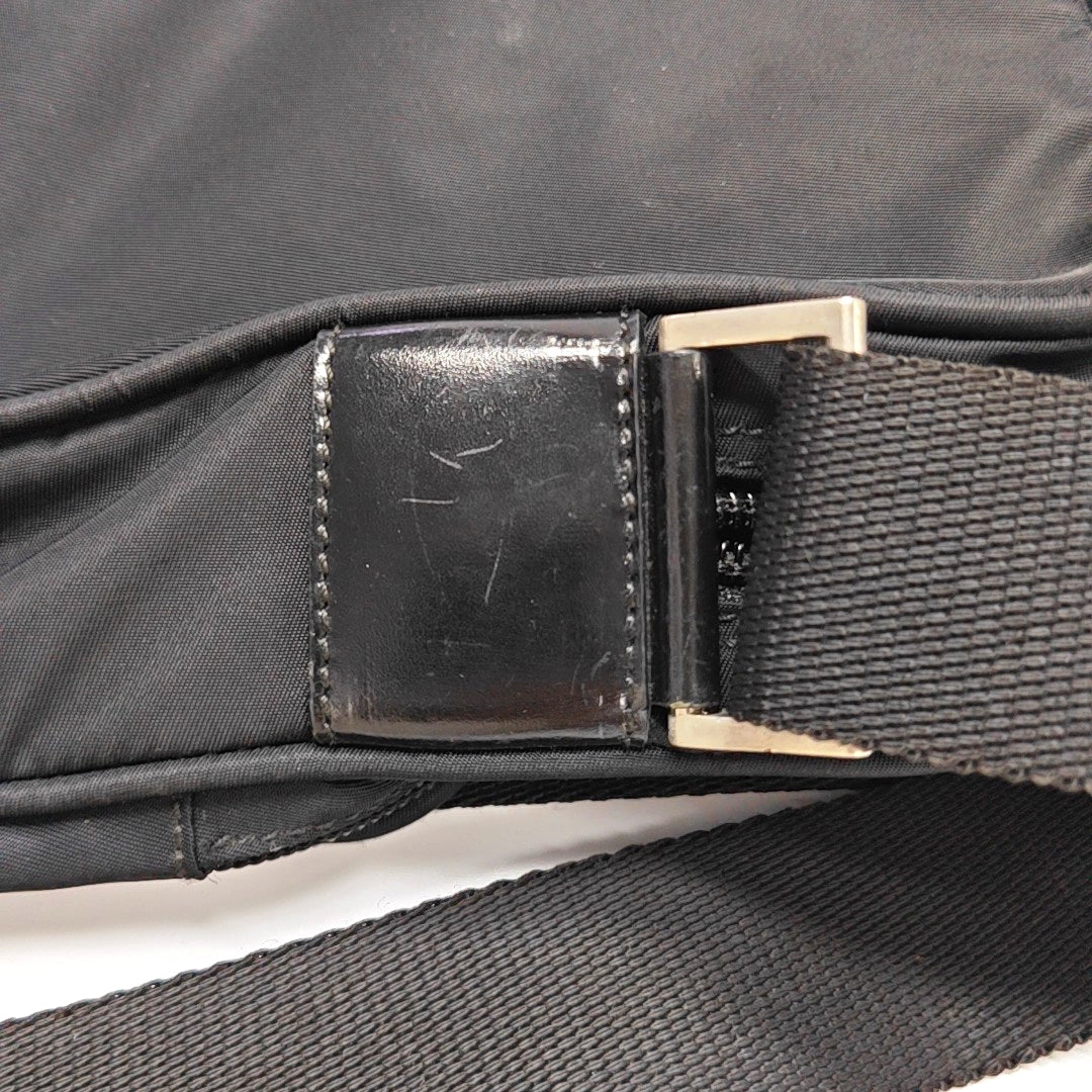 Authenticated pre-owned  Nylon Crossbody Bag Nylon Black - Crossbody Bag at Looply