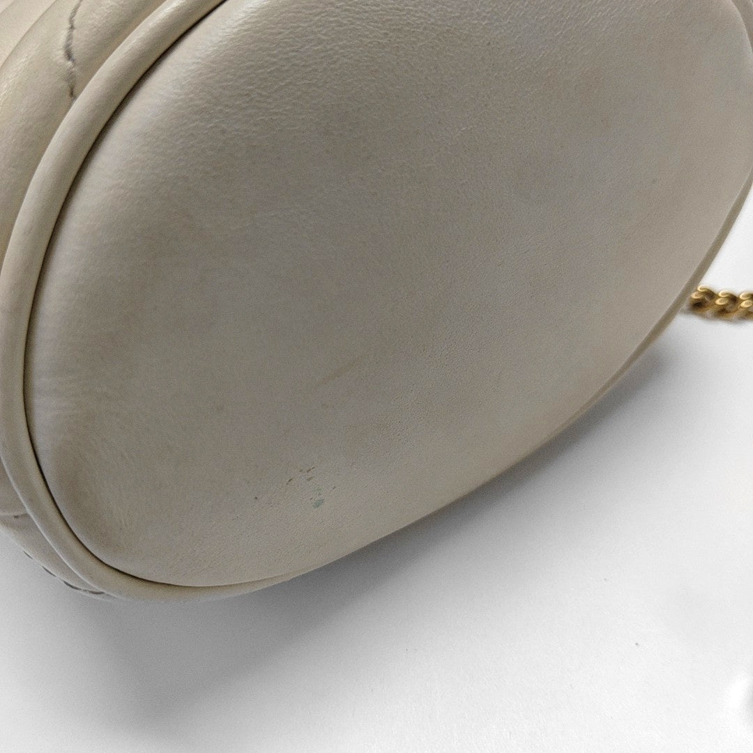 Authenticated pre-owned  GG Marmont Mini Calfskin White - Shoulder Bag at Looply