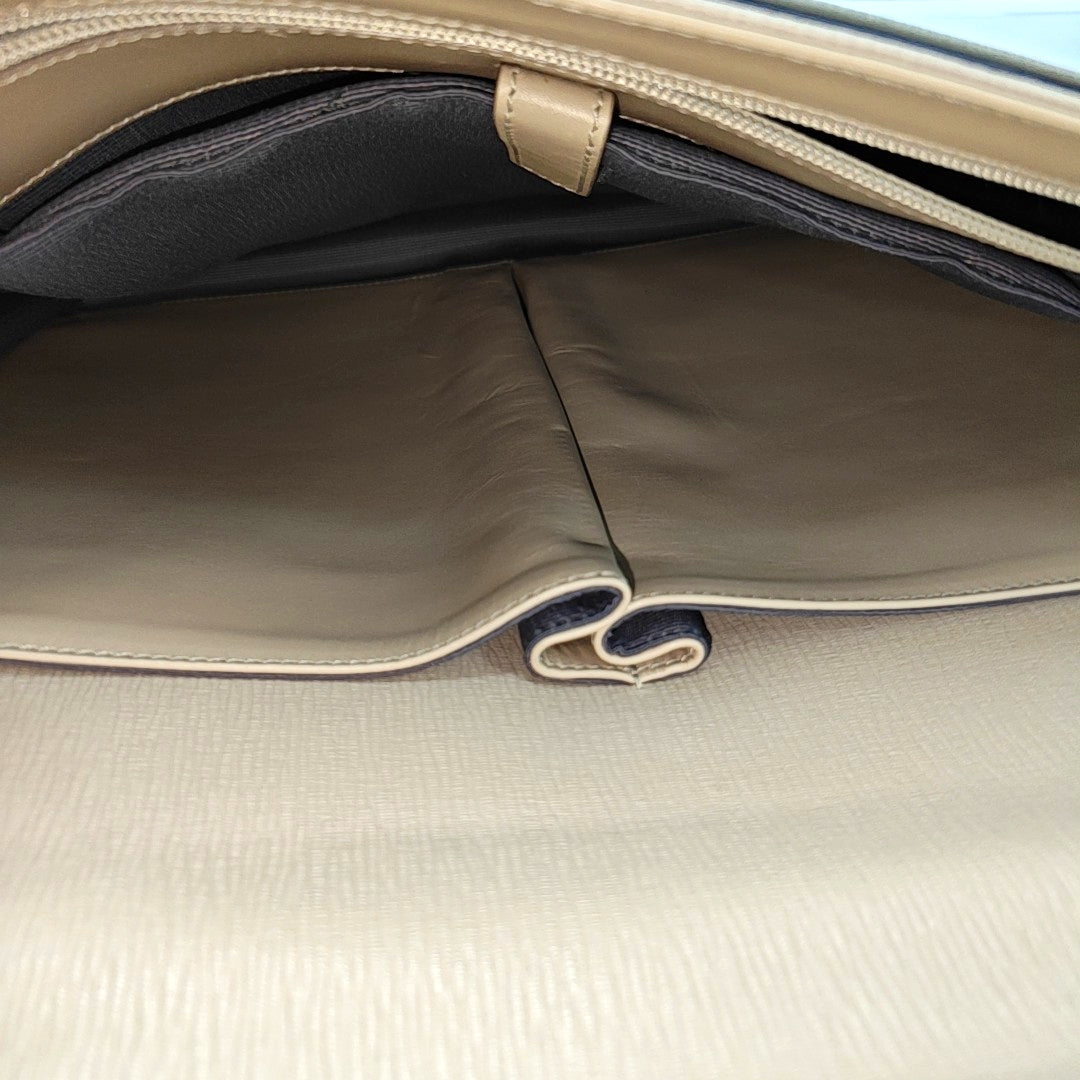Calfskin Gray