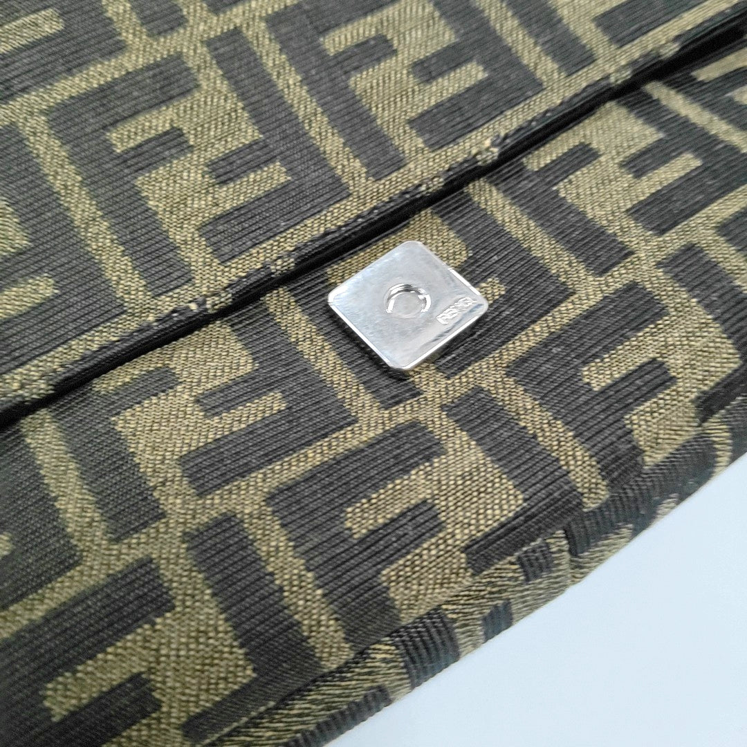 Authenticated pre-owned  Baguette Fabric Brown - Shoulder Bag at Looply