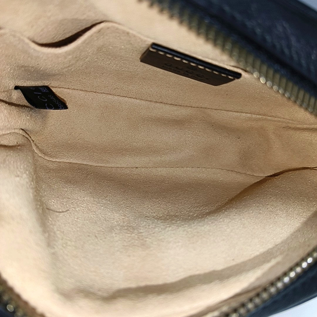 Authenticated pre-owned  GG Marmont Calfskin Black - Belt Bag at Looply