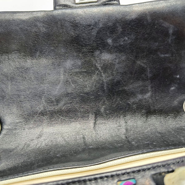 Authenticated pre-owned  Classic Flap Medium Lambskin Black - Shoulder Bag at Looply