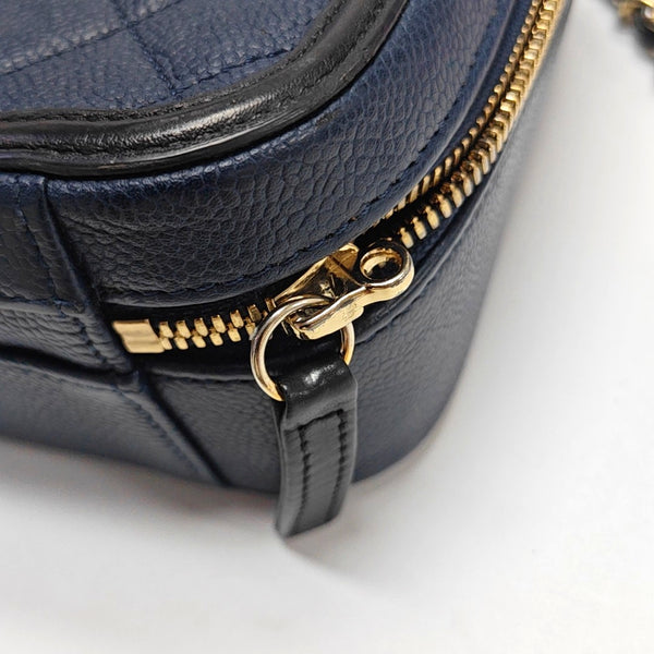Authenticated pre-owned  Filigree Quilted Grained Calfskin Blue - Shoulder Bag at Looply
