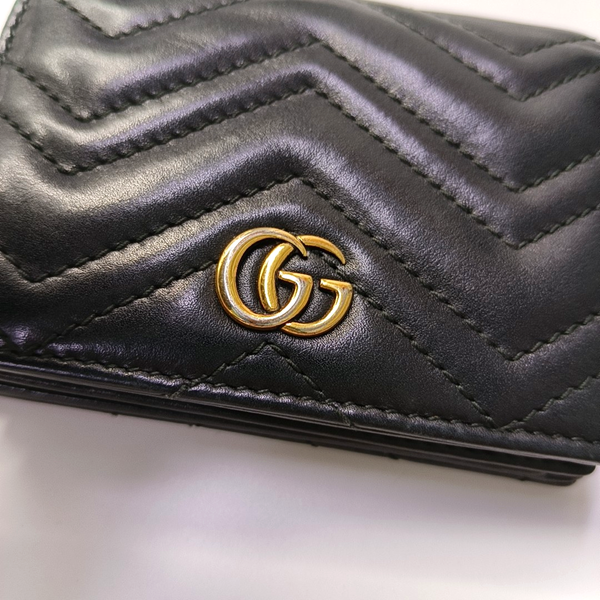 Authenticated pre-owned  GG Marmont Calfskin Black Wallet - Wallet at Looply