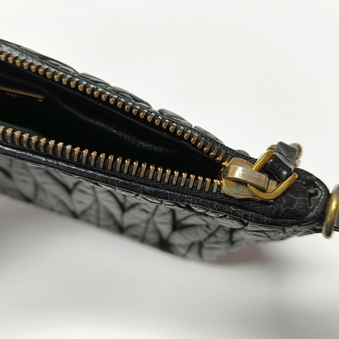 Authenticated pre-owned  Matelassé Lambskin Black - Shoulder Bag at Looply