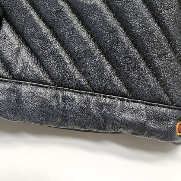 Authenticated pre-owned  GG Marmont Mini Calfskin Black - Shoulder Bag at Looply