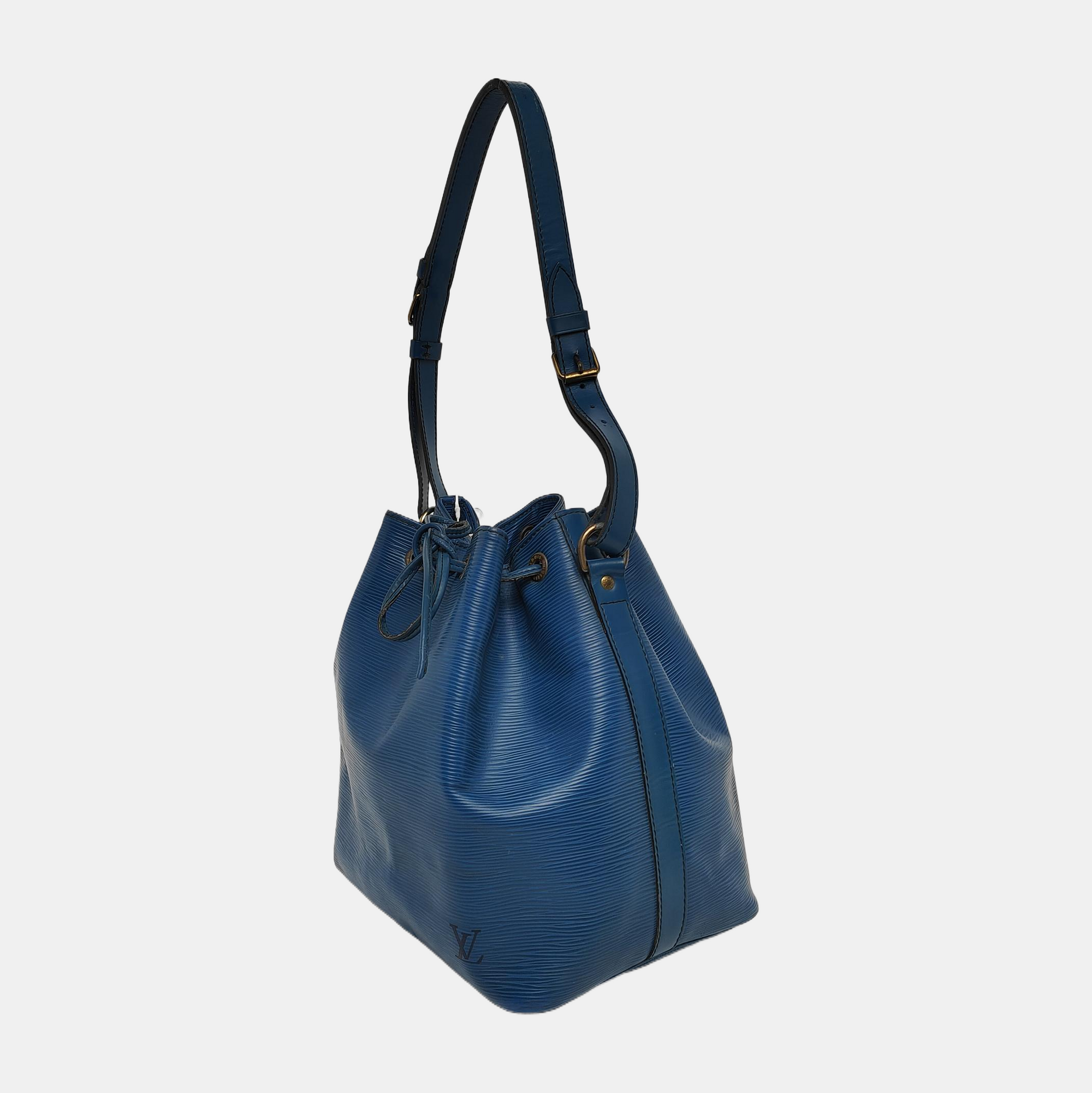 Authenticated pre-owned  NéoNoé PM Calfskin Blue - Handbags at Looply