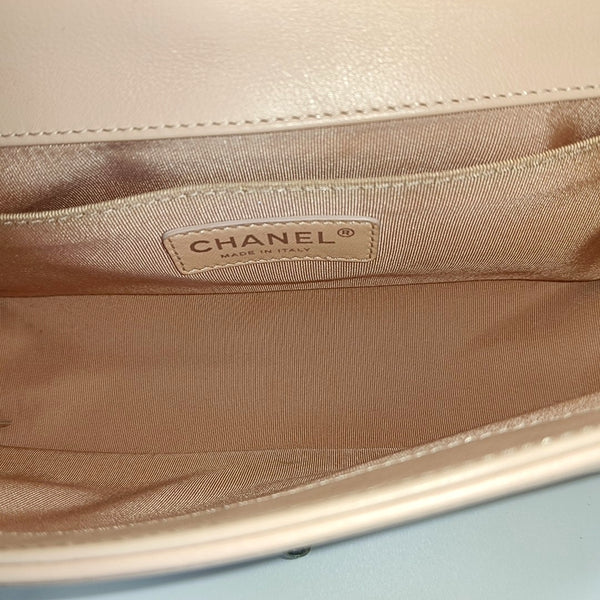 Authenticated pre-owned  Boy Chanel Medium Quilted Calfskin Pink - Shoulder Bag at Looply