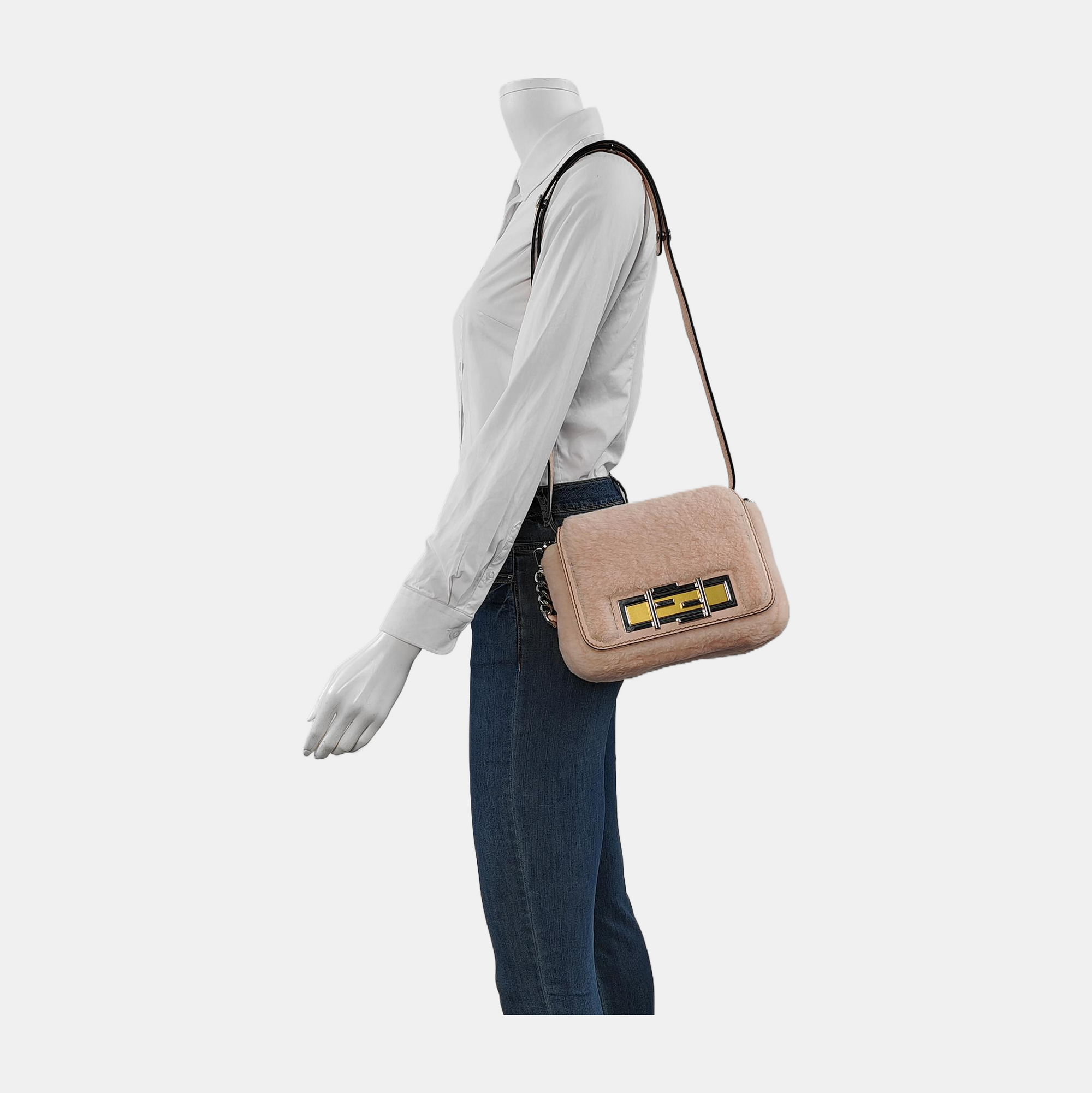 Authenticated pre-owned  Baguette Fabric Pink - Handbags at Looply