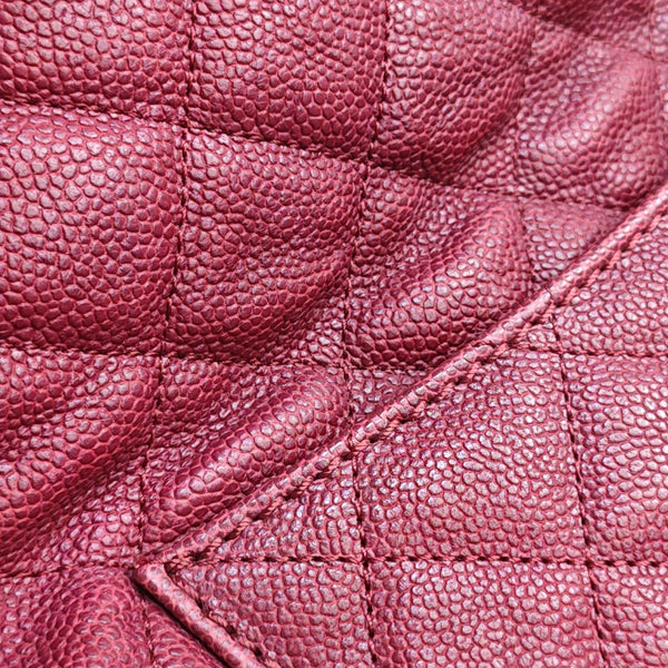 Authenticated pre-owned  Chanel GST Large Quilted Grained Calfskin Red - Shoulder Bag at Looply