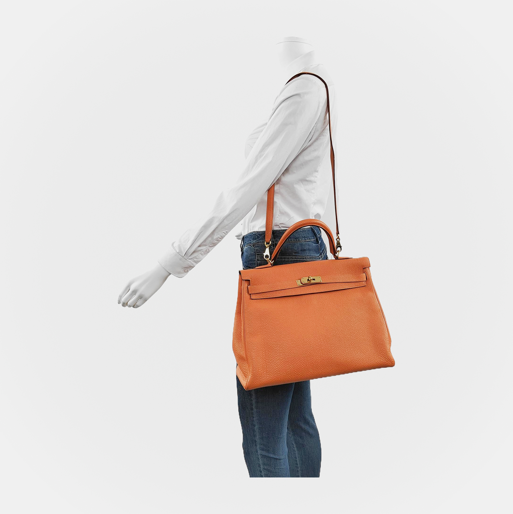 Authenticated pre-owned  Kelly 35 Togo Orange - Shoulder Bag at Looply
